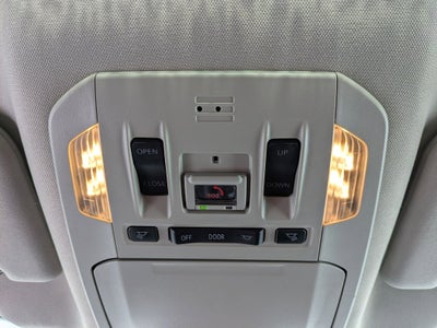 2023 Toyota Highlander Base