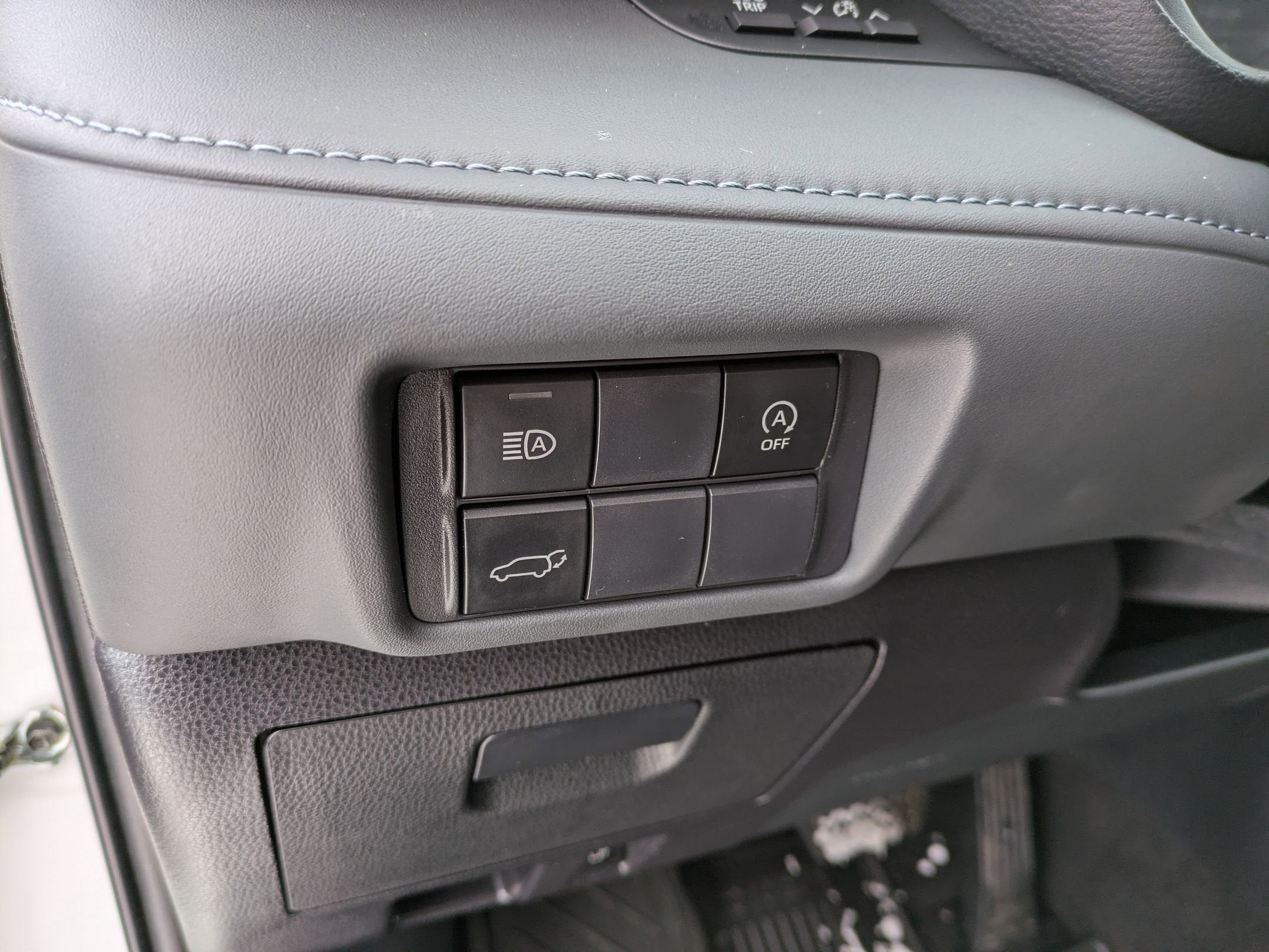 2023 Toyota Highlander Base