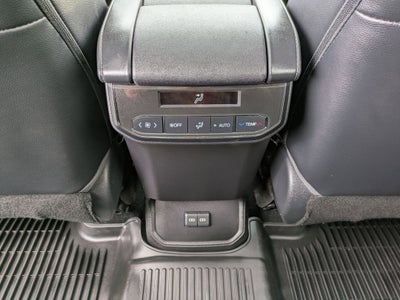 2023 Toyota Highlander Base