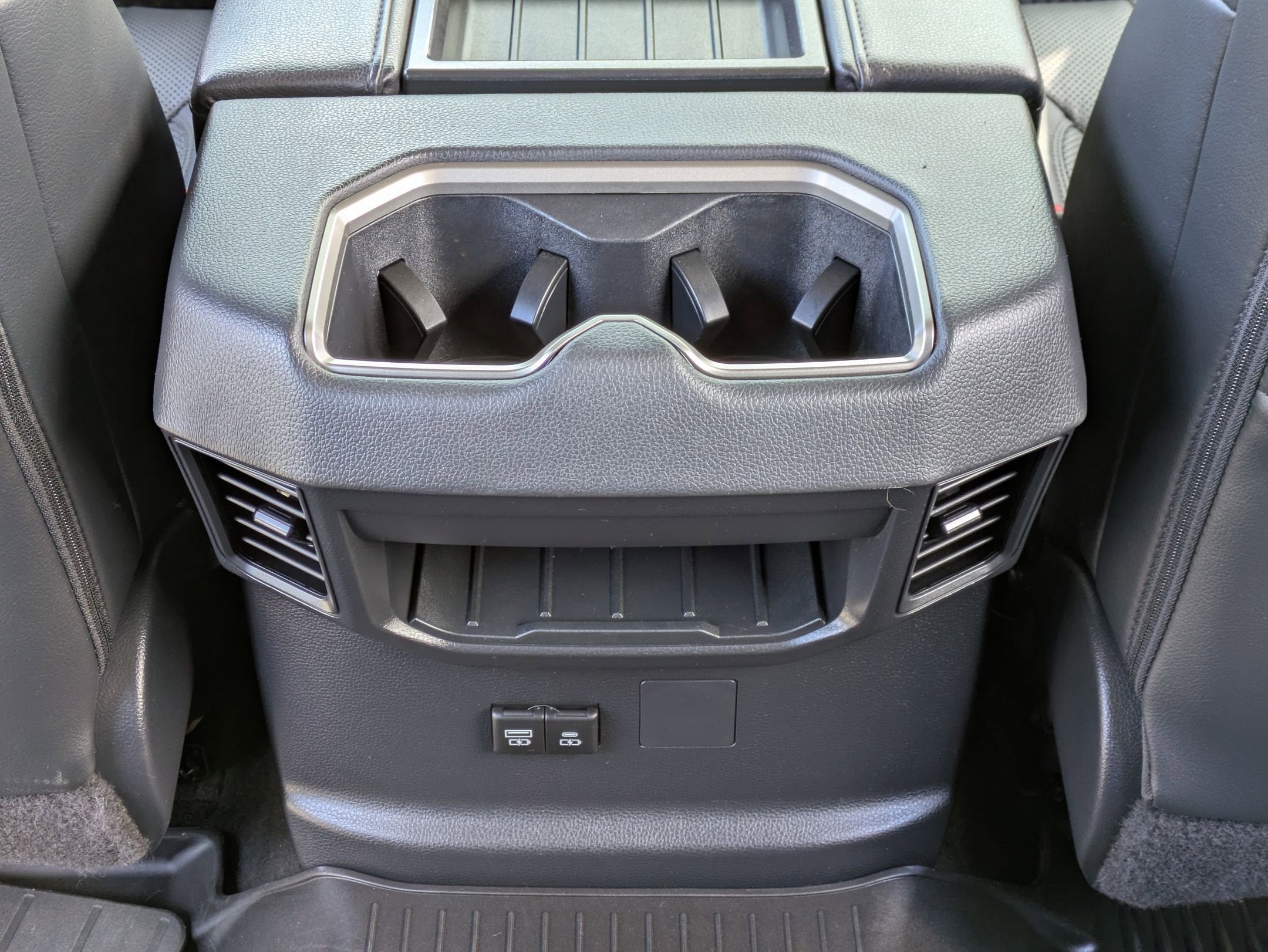 2023 Toyota Tundra 4WD Limited Hybrid