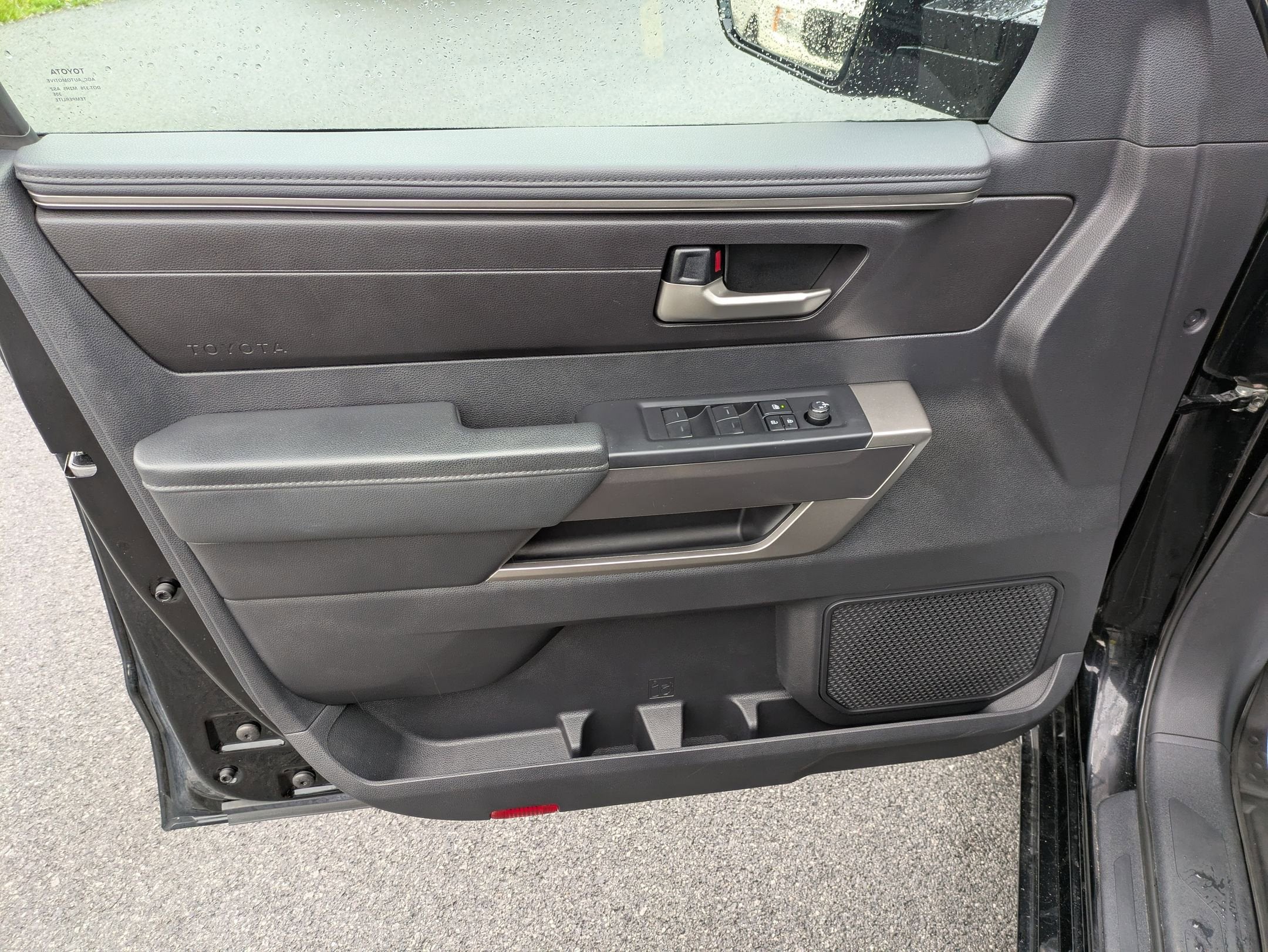 2022 Toyota Tundra 4WD SR5