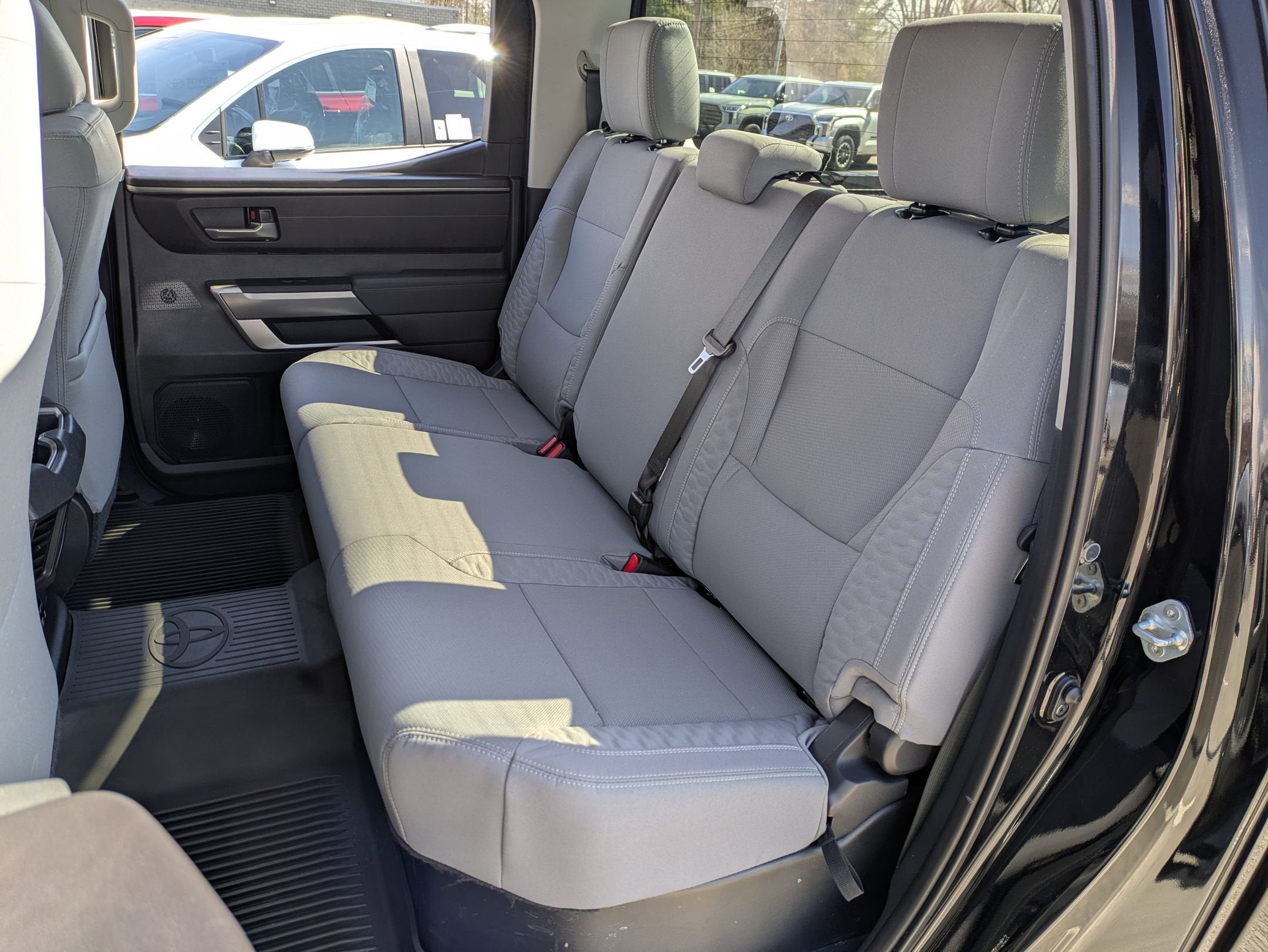 2024 Toyota Tundra 4WD SR5