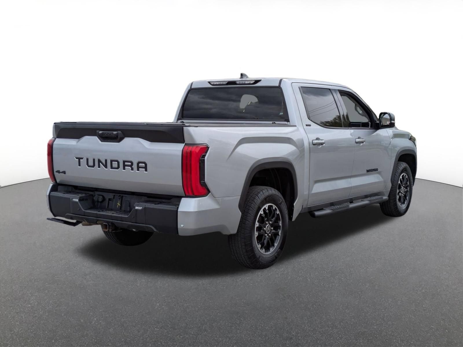 2023 Toyota Tundra 4WD SR5