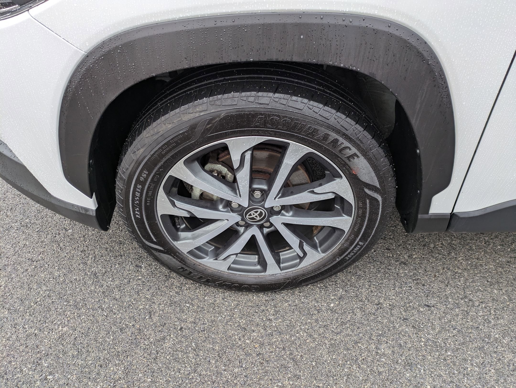 2023 Toyota Corolla Cross XLE