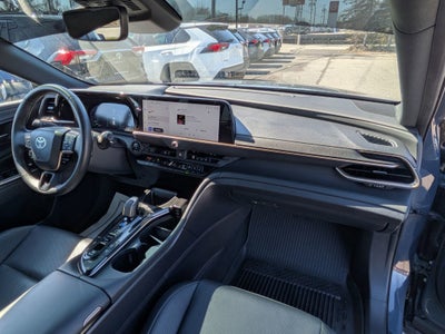 2025 Toyota Crown Signia Base