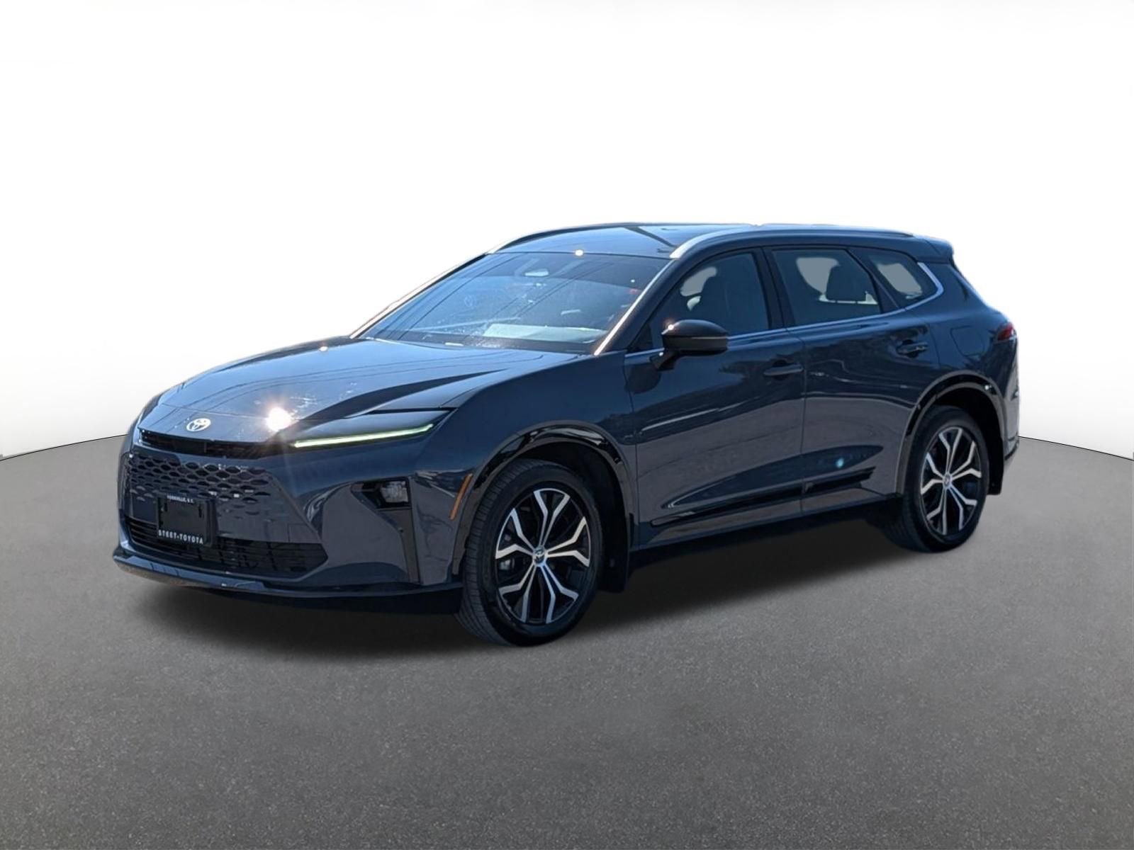 2025 Toyota Crown Signia Base