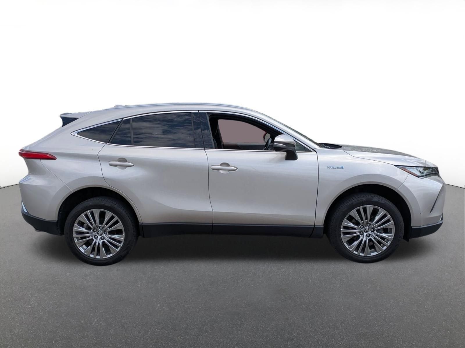 2021 Toyota Venza Base