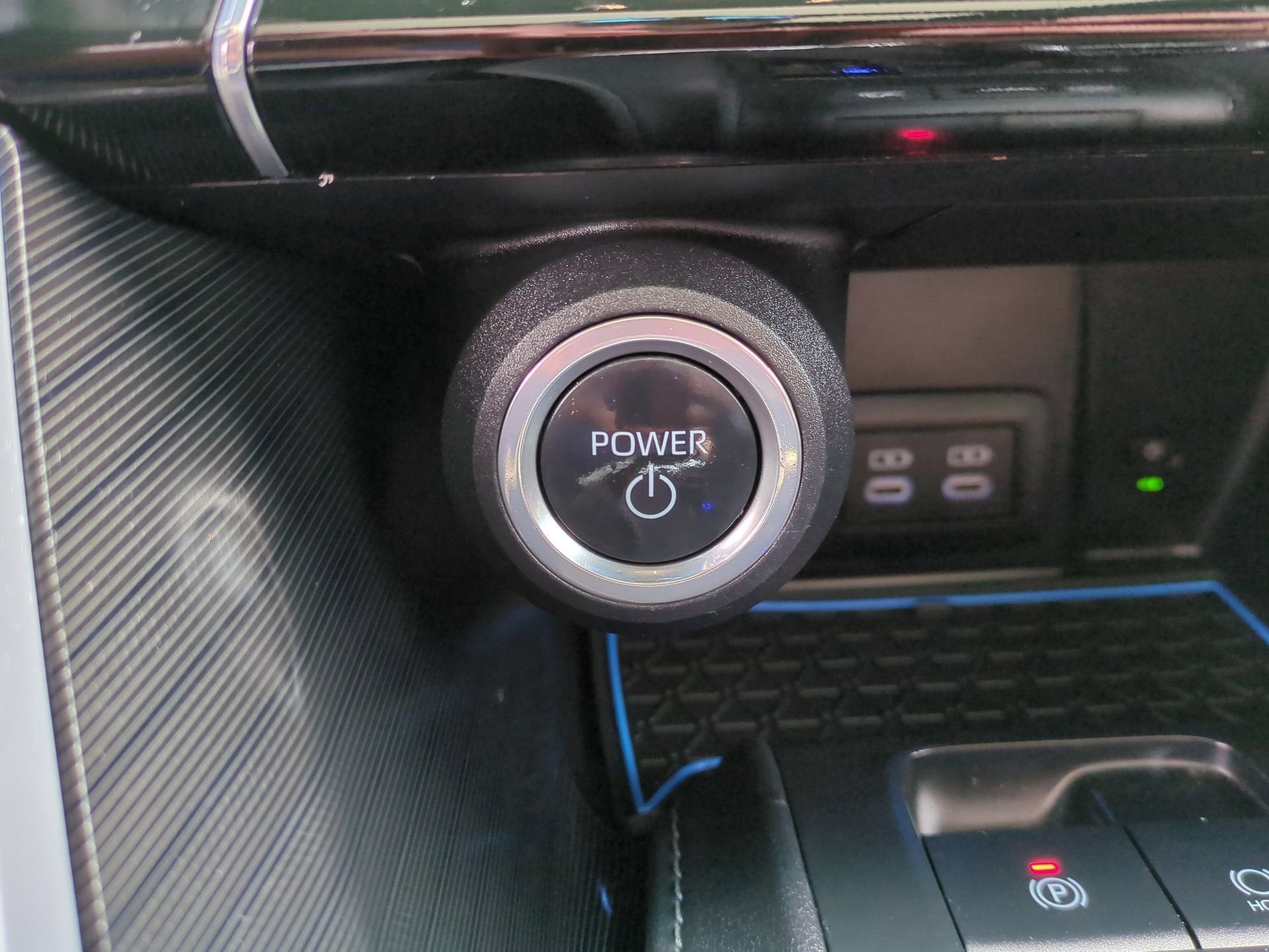 2023 Toyota Venza Base
