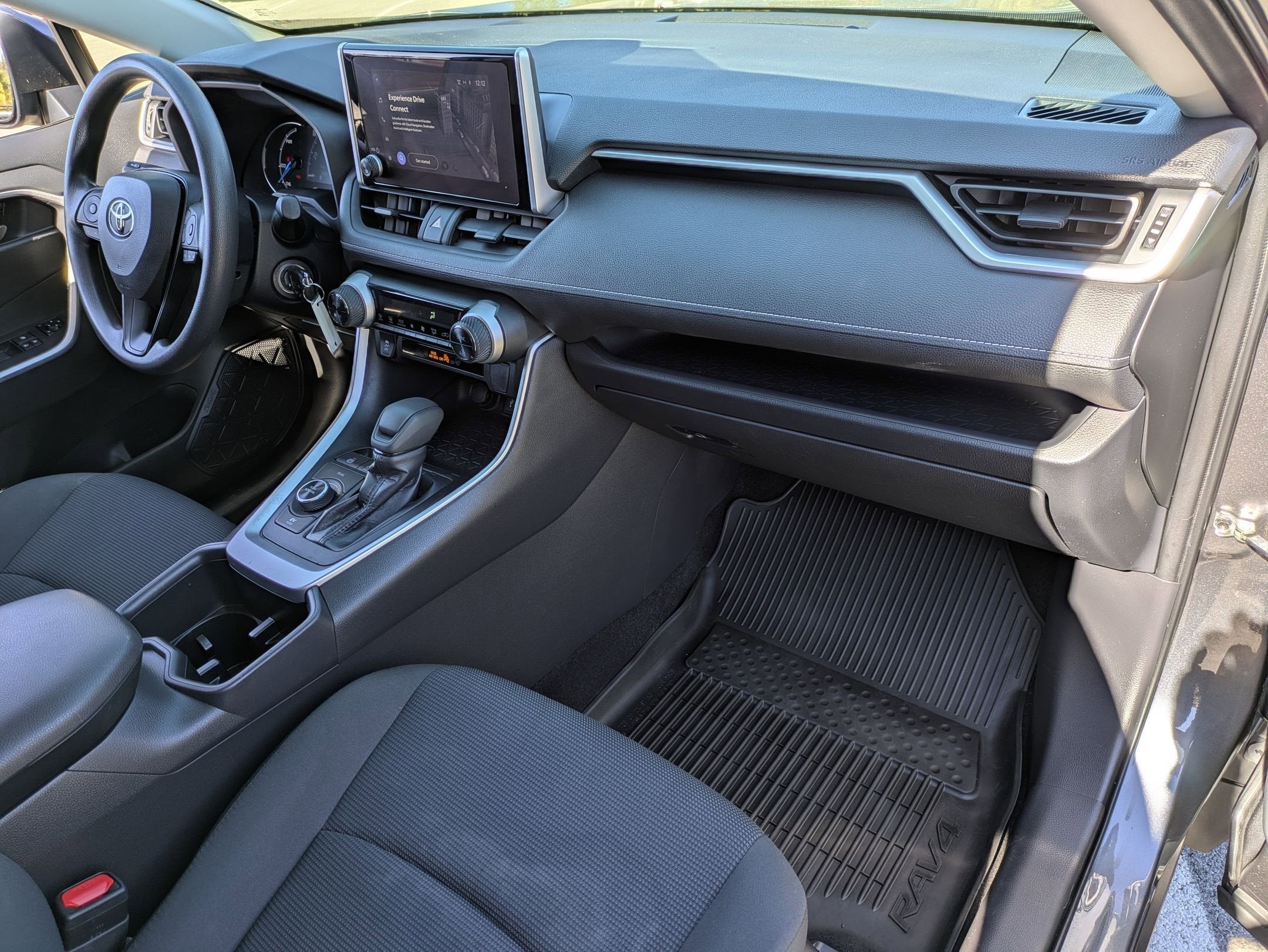 2023 Toyota RAV4 Hybrid LE