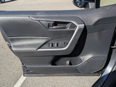 2023 Toyota RAV4 Hybrid LE