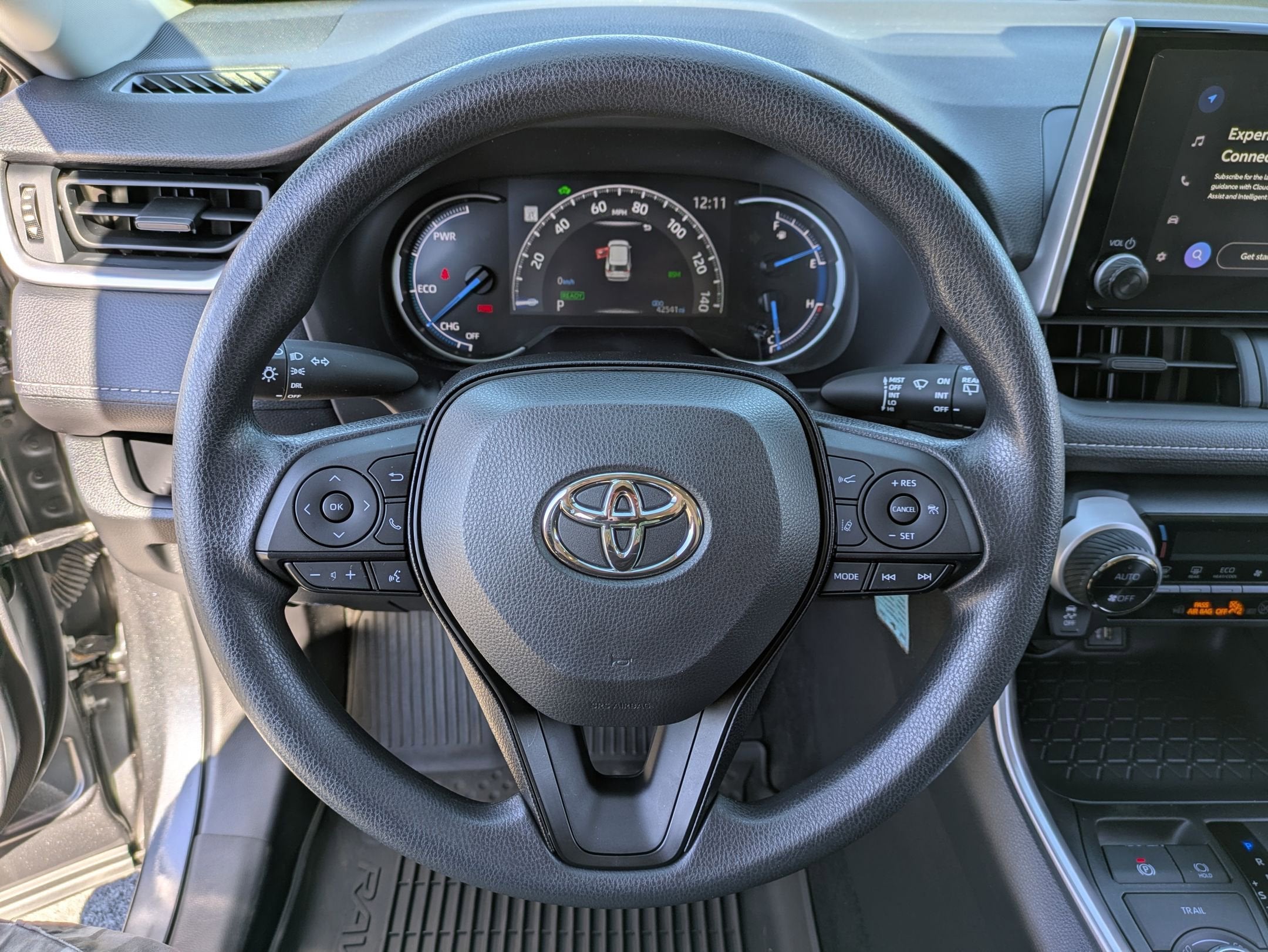 2023 Toyota RAV4 Hybrid LE