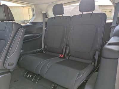 2022 Jeep Grand Cherokee L Laredo