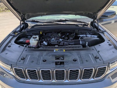 2022 Jeep Grand Cherokee L Laredo