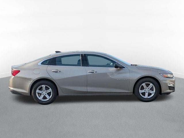 2022 Chevrolet Malibu LS 1LS