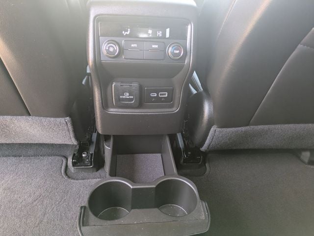 2023 GMC Acadia SLT - Photo 21