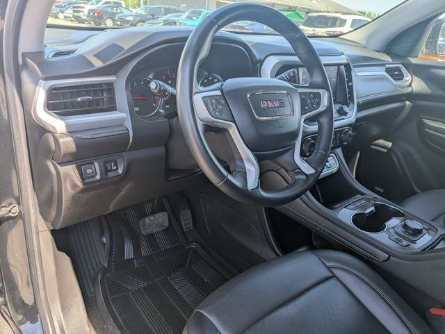 2023 GMC Acadia SLT - Photo 9