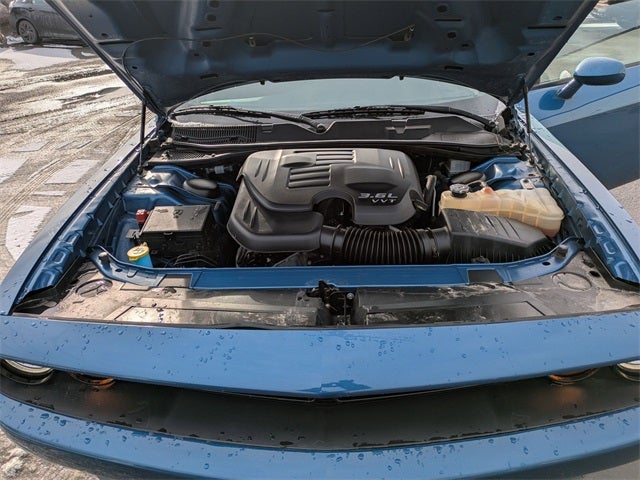 2022 Dodge Challenger SXT