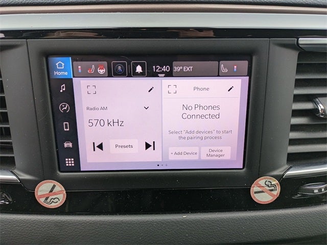 2023 Chrysler Voyager LX