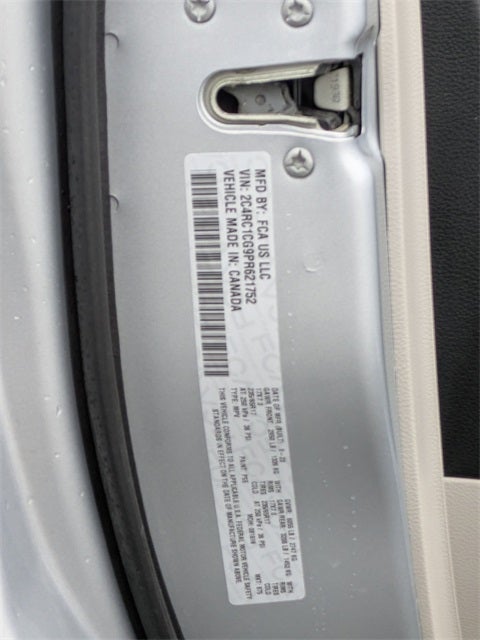 2023 Chrysler Voyager LX