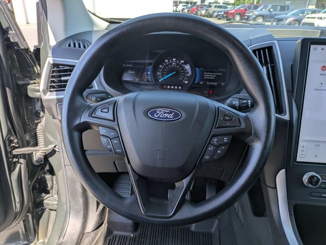 2023 Ford Edge SE