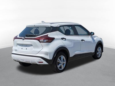 2022 Nissan Kicks S