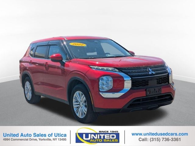 2022 Mitsubishi Outlander ES FWD's photo