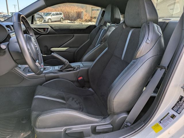 2025 Toyota GR86 Premium