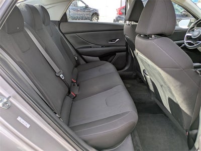 2021 Hyundai Elantra SE