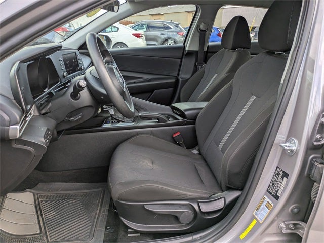 2021 Hyundai Elantra SE