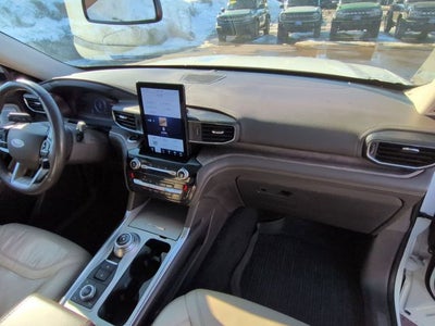 2023 Ford Explorer Platinum