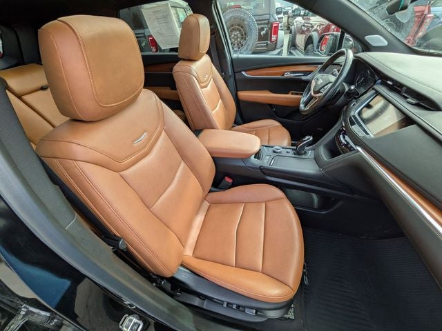 2020 Cadillac XT5 Premium Luxury