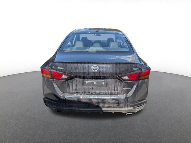 2022 Nissan Altima 2.0 SR