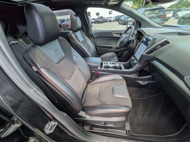 2024 Ford Edge ST