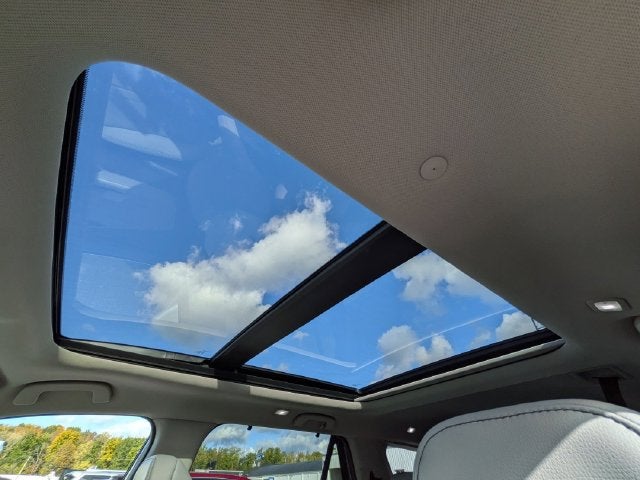 2023 Honda Pilot Touring 8 Seater