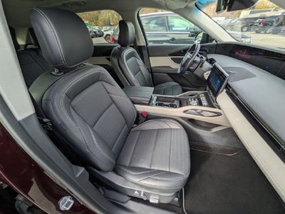 2024 Lincoln Nautilus Reserve