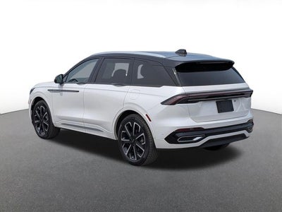 2024 Lincoln Nautilus Reserve