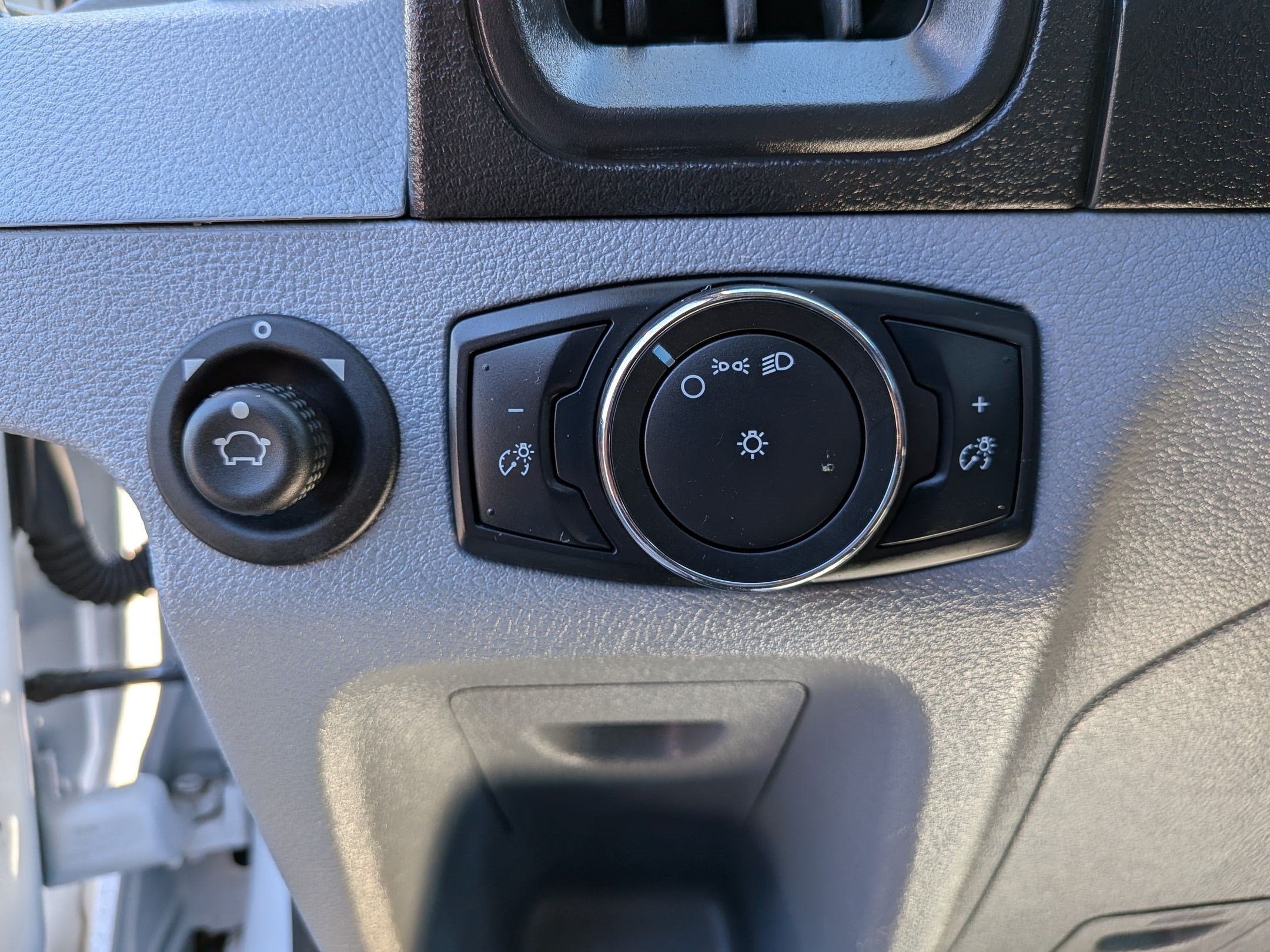 2019 Ford Transit-250 Base