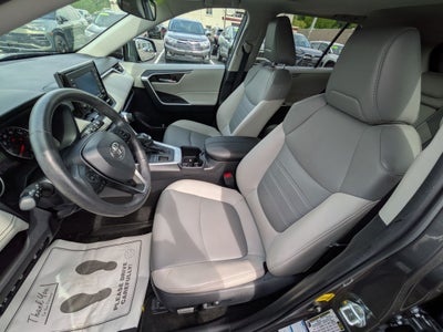 2022 Toyota RAV4 XLE Premium w/ Premium Grade Weather Pkg
