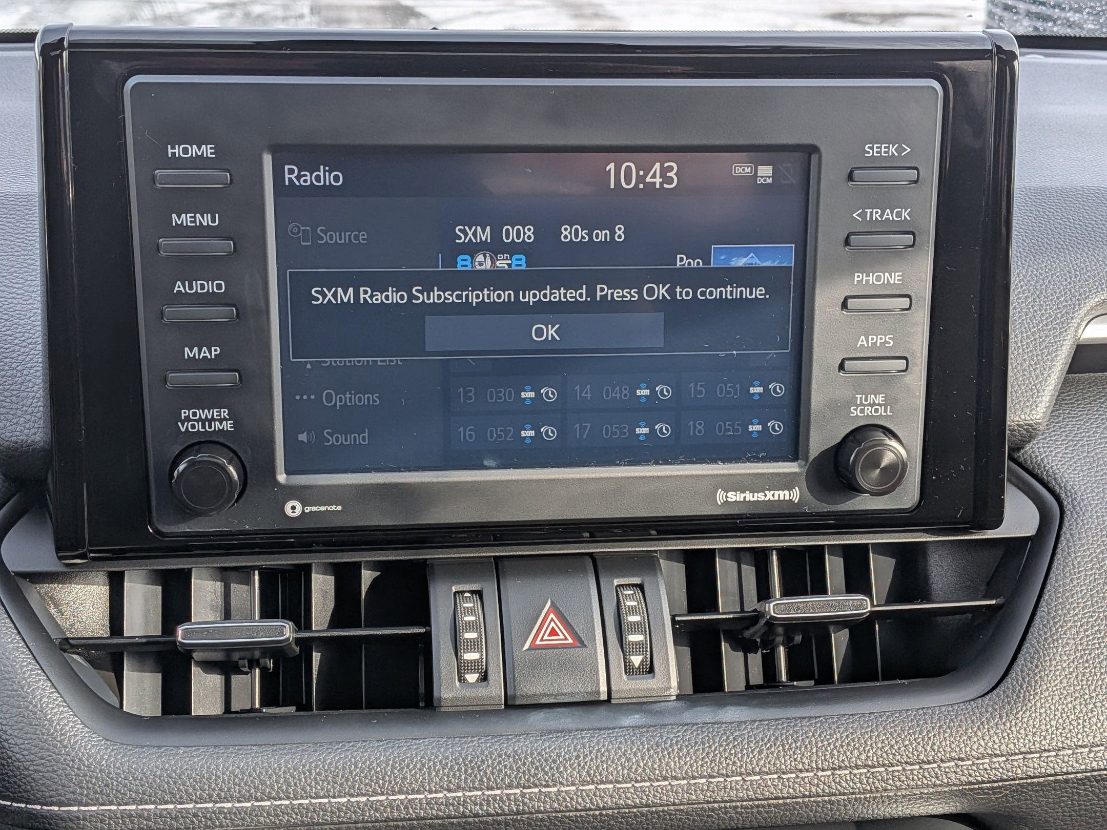 2022 Toyota RAV4 XLE Premium w/ Cold Weather Pkg