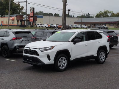 2023 Toyota RAV4 LE