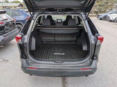 2020 Toyota RAV4 LE