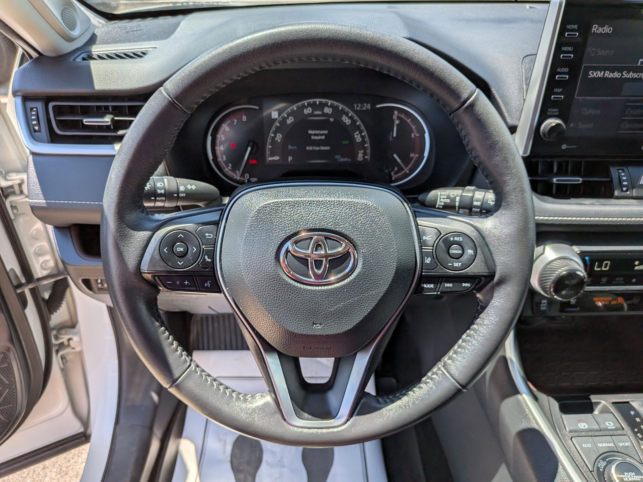 2022 Toyota RAV4 Limited w/ Cold Weather Pkg