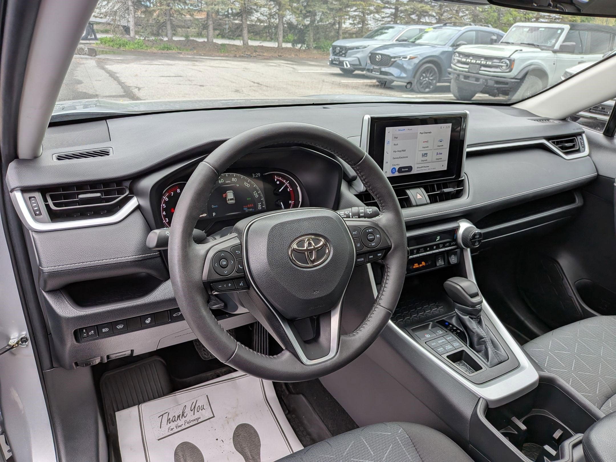 2023 Toyota RAV4 XLE w/ Convenience & Cold Weather Pkg