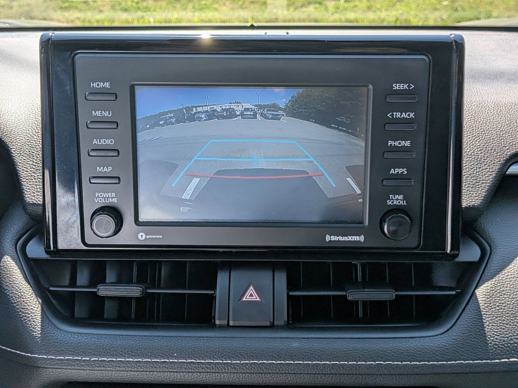 2022 Toyota RAV4 XLE w/ Convenience & Cold Weather Pkg