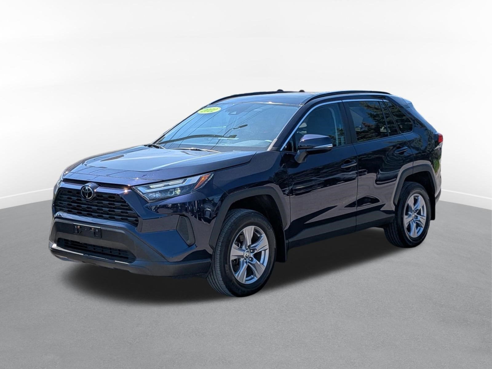 2022 Toyota RAV4 XLE w/ Convenience & Cold Weather Pkg