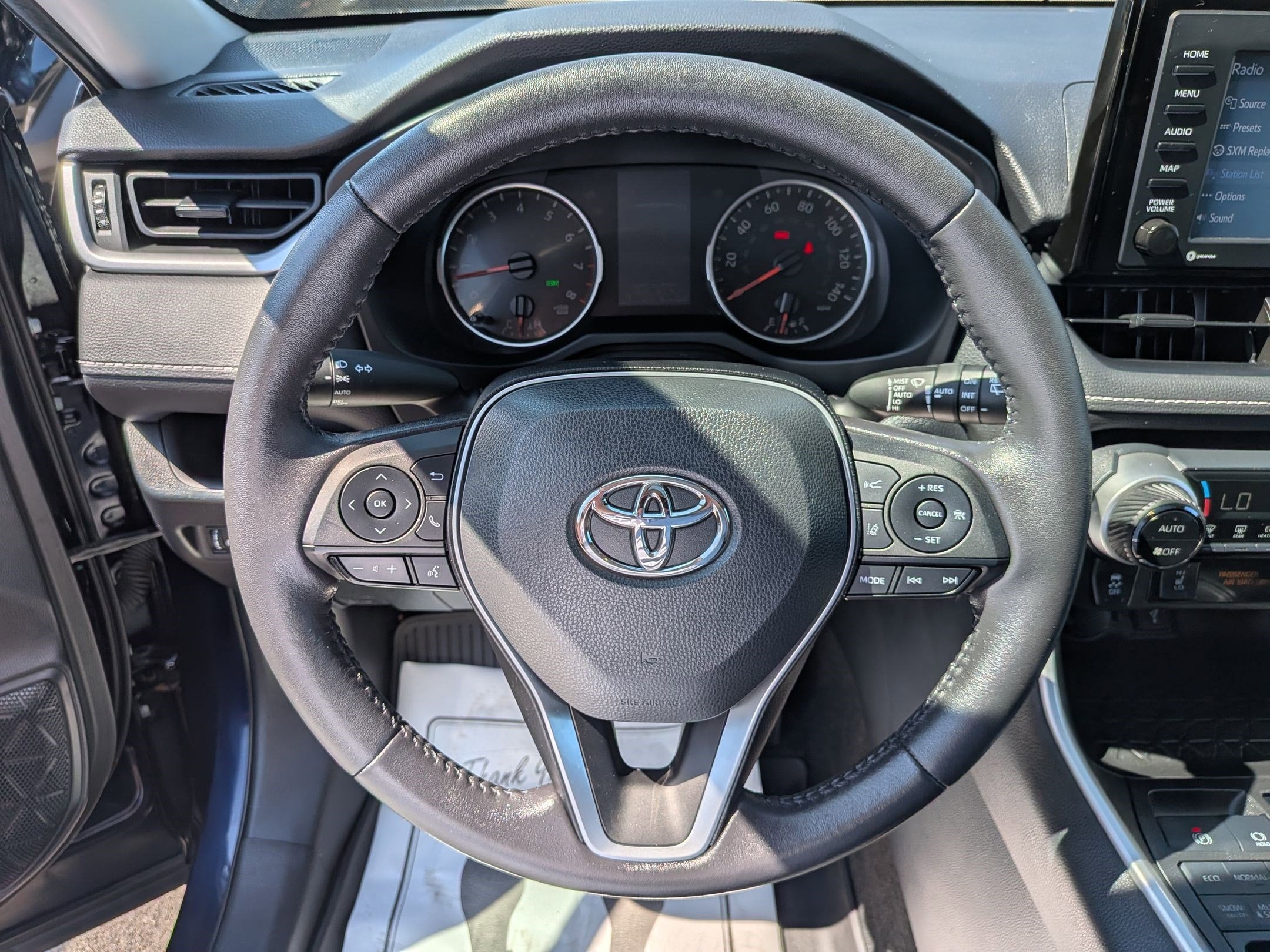 2022 Toyota RAV4 XLE w/ Convenience & Cold Weather Pkg