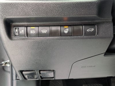 2023 Toyota RAV4 XLE w/ Convenience & Cold Weather Pkg