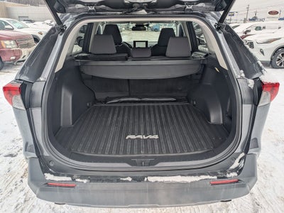 2023 Toyota RAV4 XLE w/ Convenience & Cold Weather Pkg