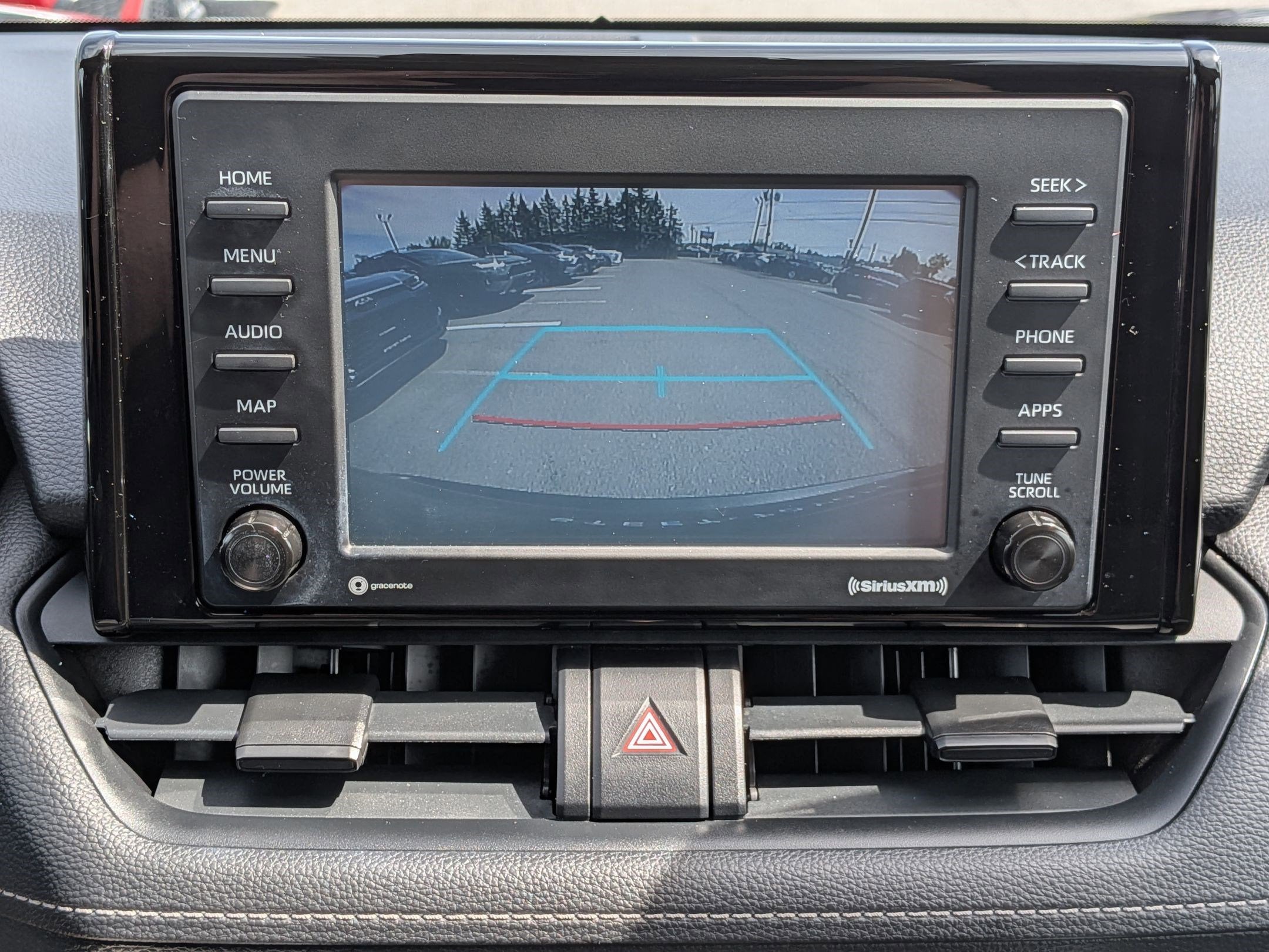 2021 Toyota RAV4 XLE w/ Convenience & Cold Weather Pkg