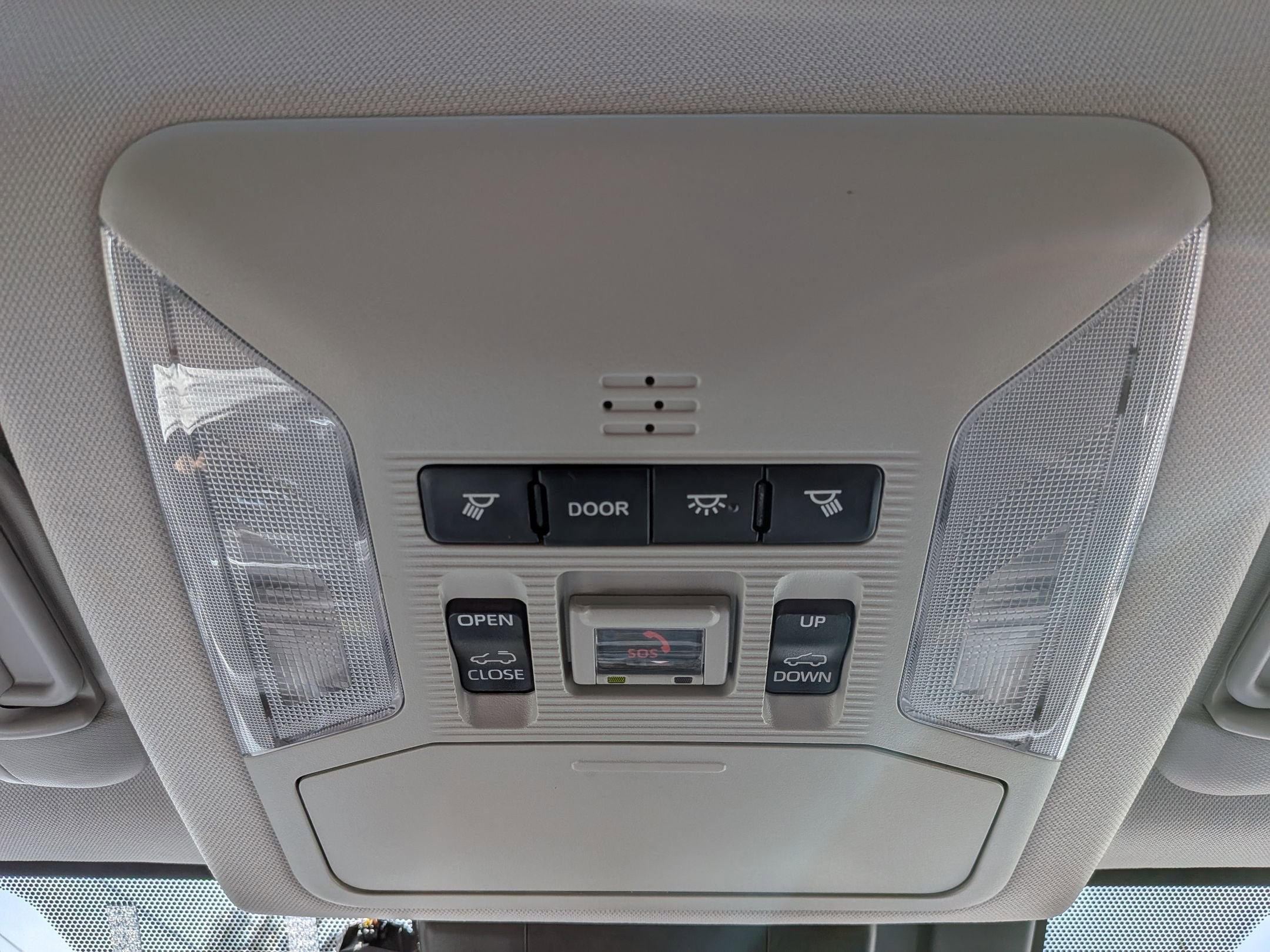 2021 Toyota RAV4 XLE w/ Convenience & Cold Weather Pkg